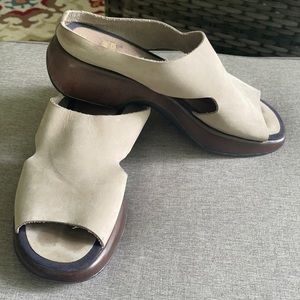 Dansko Size 41 Shoe